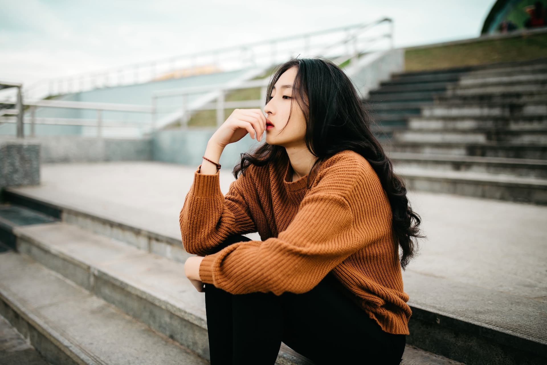 woman thinking opioids affect her mind